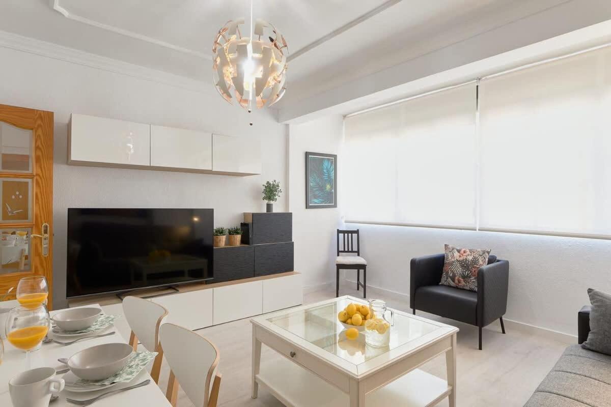 Vivendos - Ma10 - Maestro Alonso Appartement Málaga Buitenkant foto